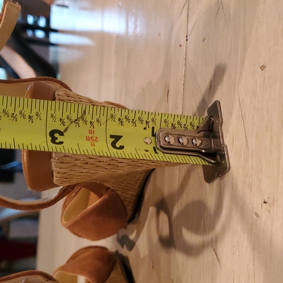 ISAACMIZRAHILIVE IMSASSY LEATHER UPPER TAN SUADE WEDGE NEW W/O TAGS - Picture 5 of 7